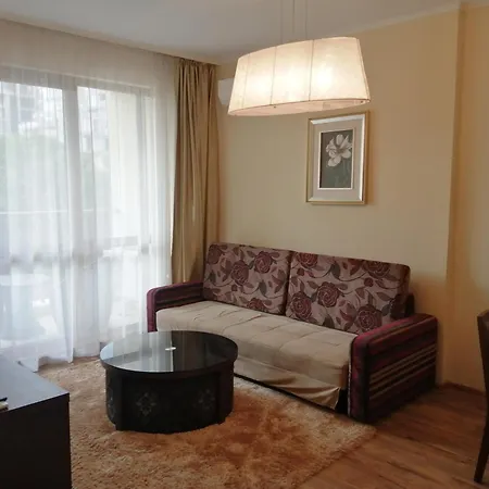 голдън лайн Апартхотел 4*